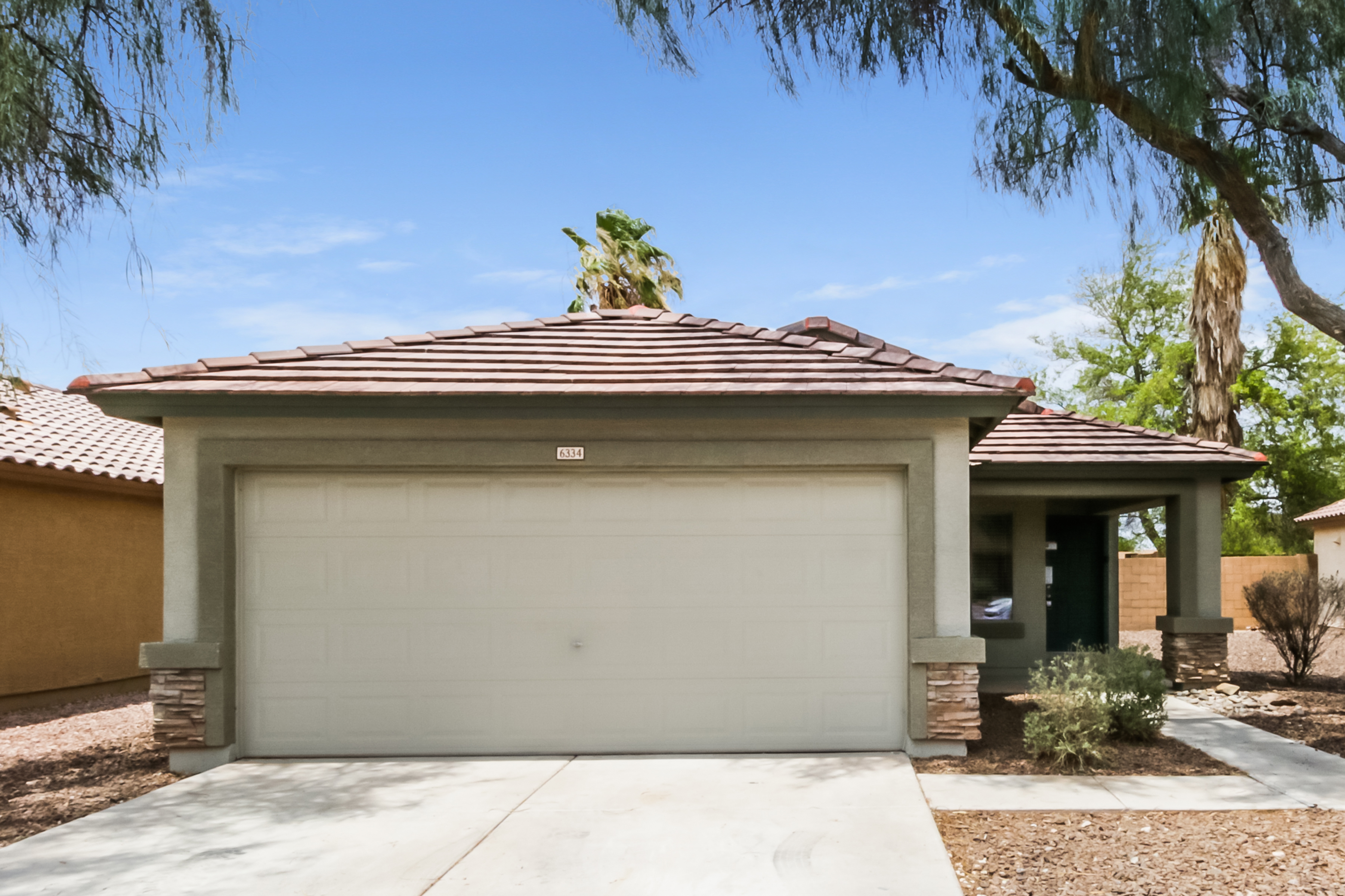 6334 W NEZ PERCE ST PHOENIX, AZ 85043